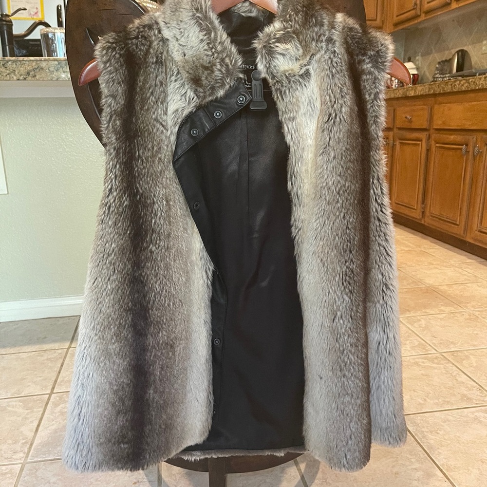 Fax Fur Vest